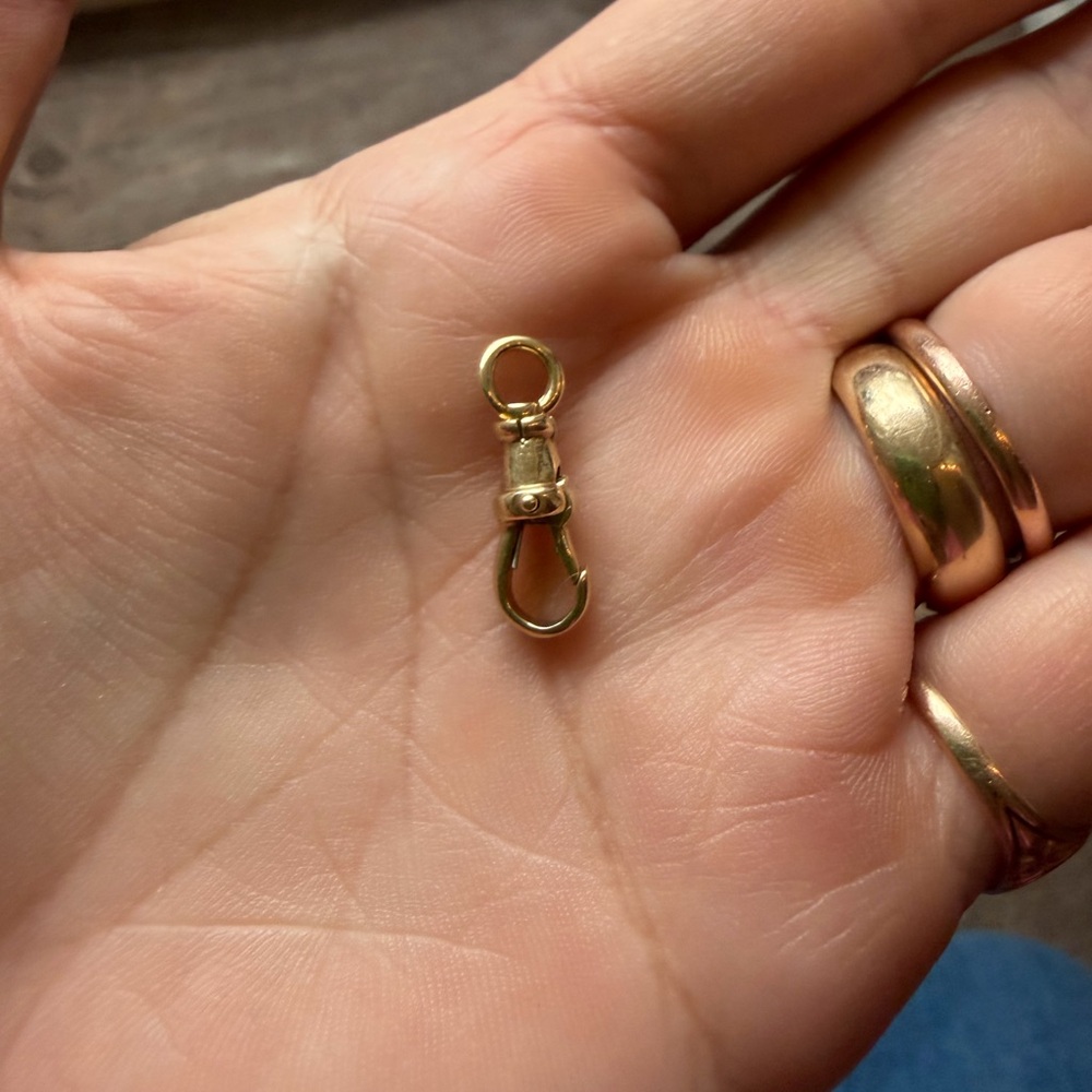 14k gold dog clip